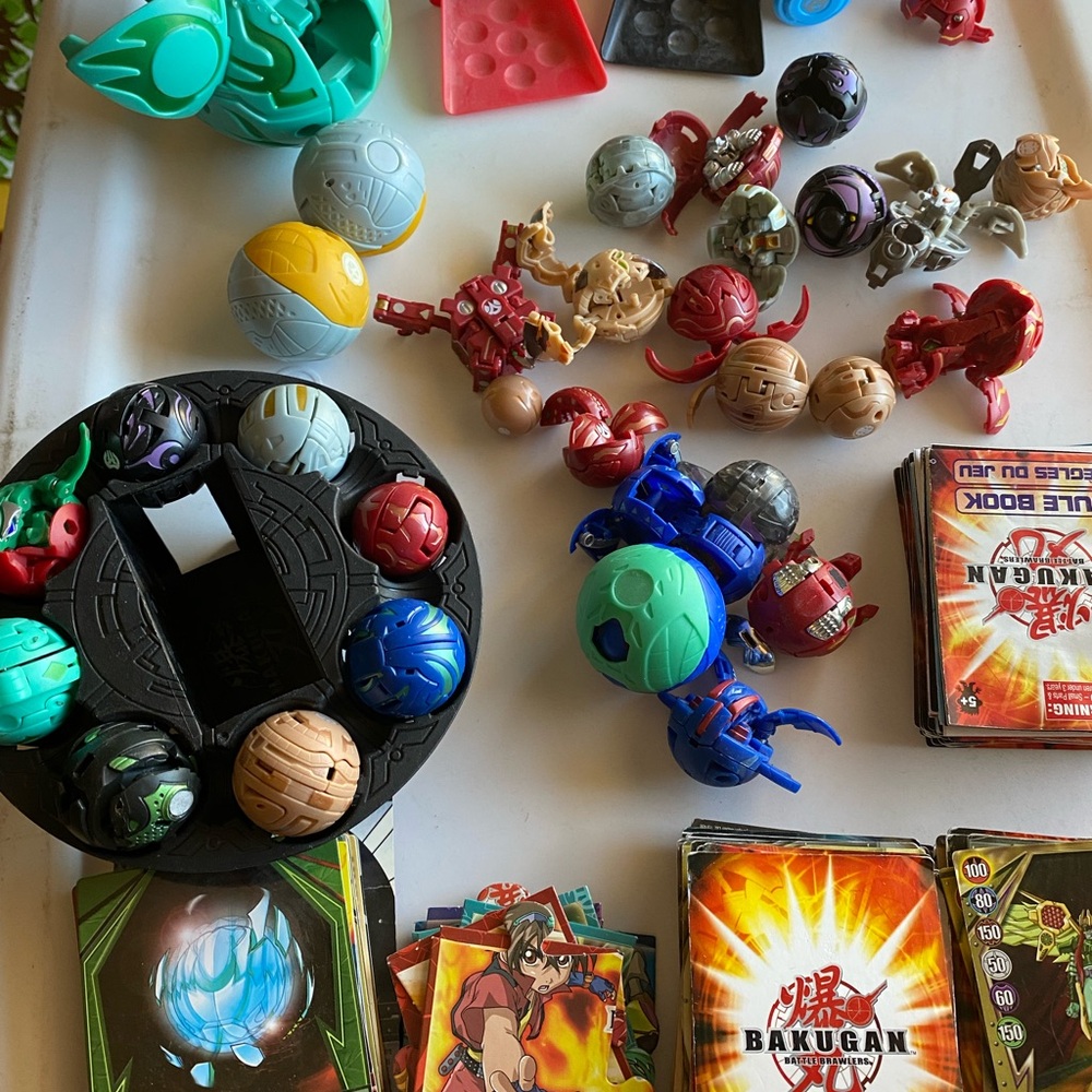 Bakugan Battle Brawlers Toy Set - Multicolor